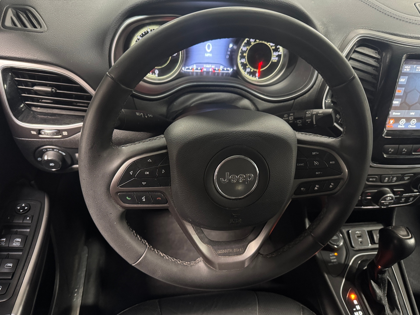 Thumbnail: 2021 Jeep Cherokee - 4