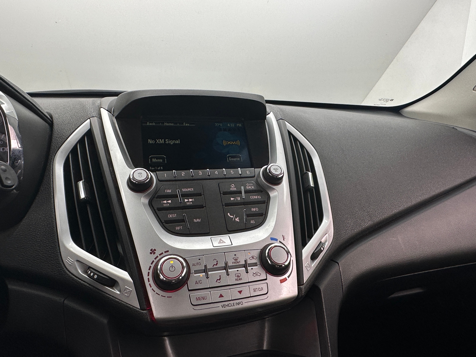 Thumbnail: 2017 GMC Terrain - 4