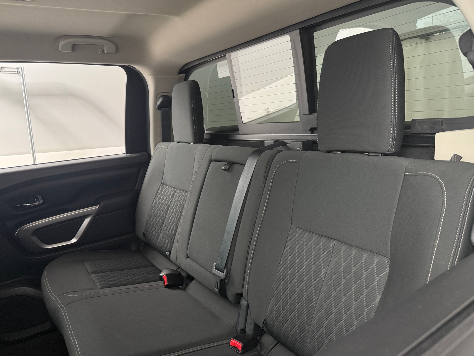 Thumbnail: 2016 Nissan Titan - 6