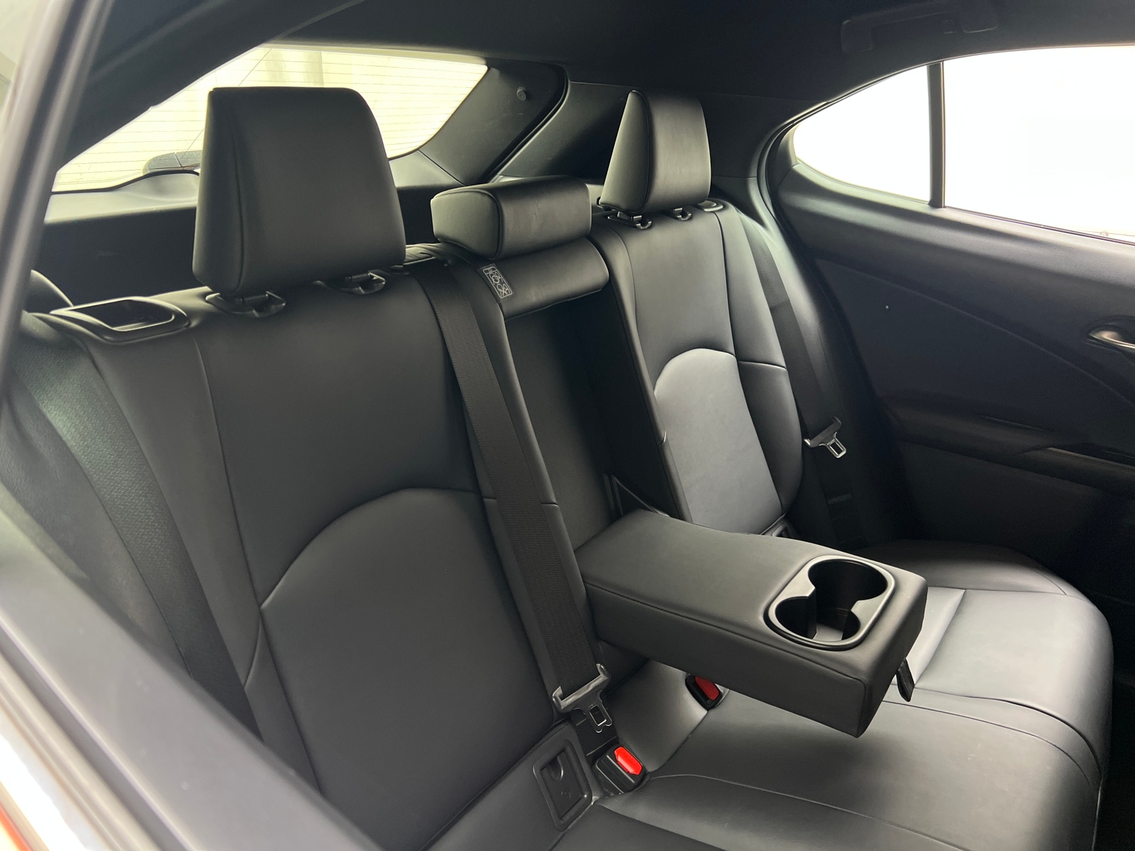 Thumbnail: 2019 Lexus UX - 5