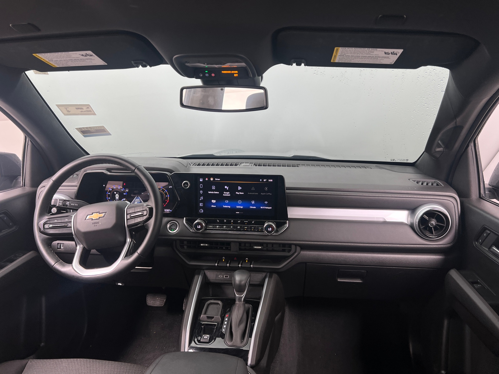 Thumbnail: 2024 Chevrolet Colorado - 3