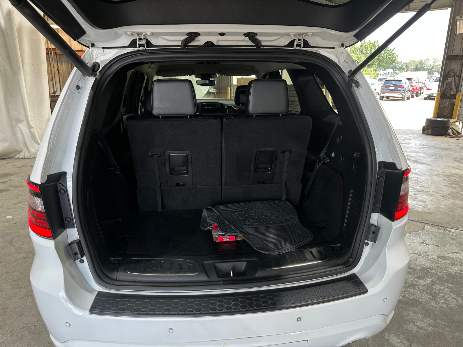 Thumbnail: 2018 Dodge Durango - 6