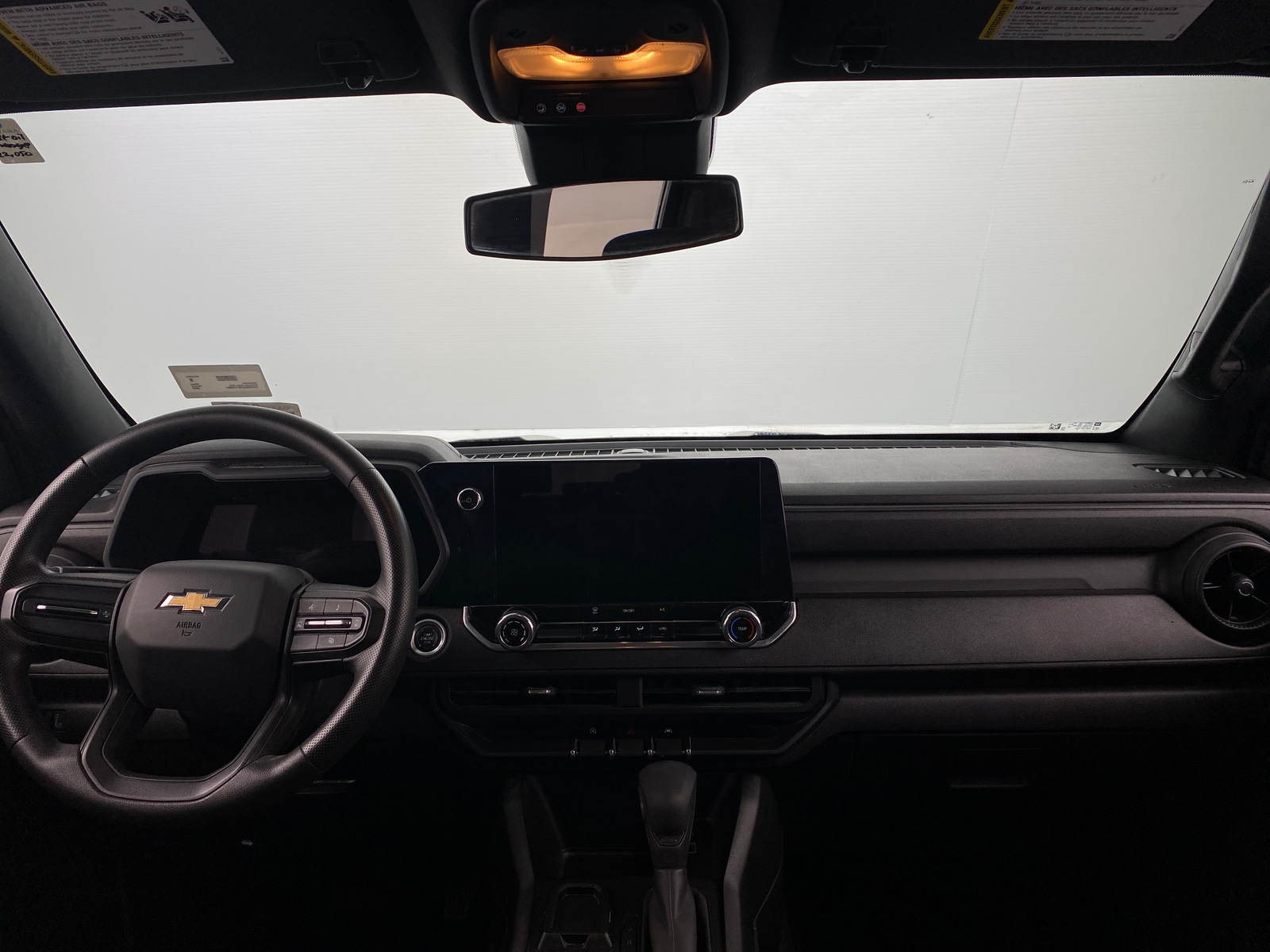 Thumbnail: 2024 Chevrolet Colorado - 3