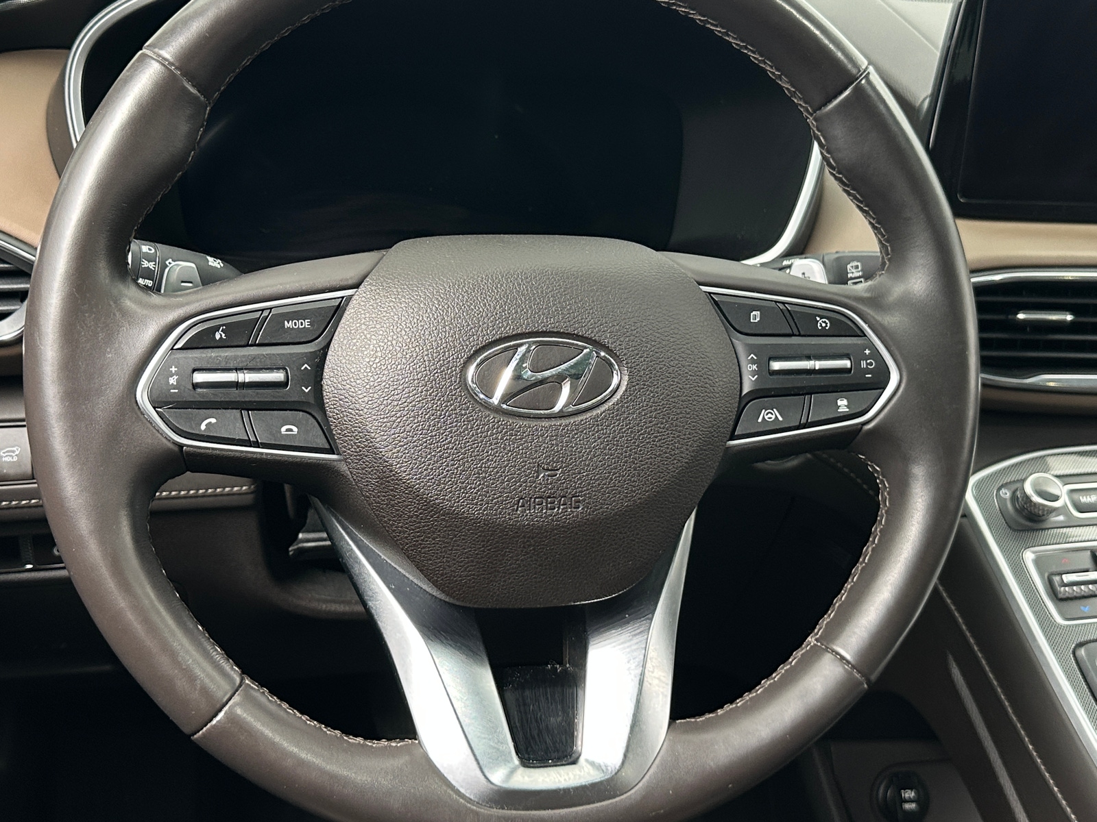 Thumbnail: 2022 Hyundai Santa Fe - 4