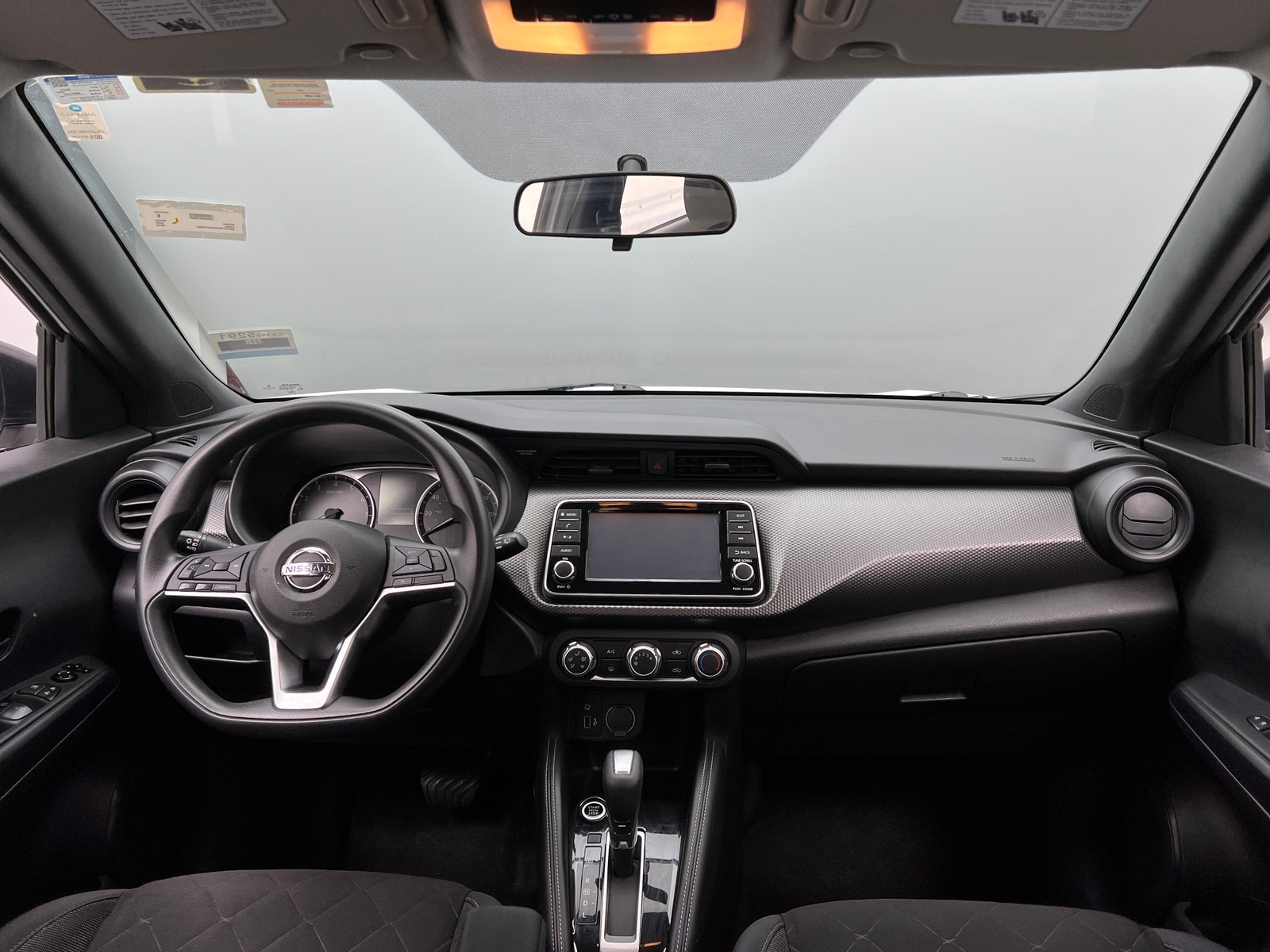 Thumbnail: 2019 Nissan Kicks - 3