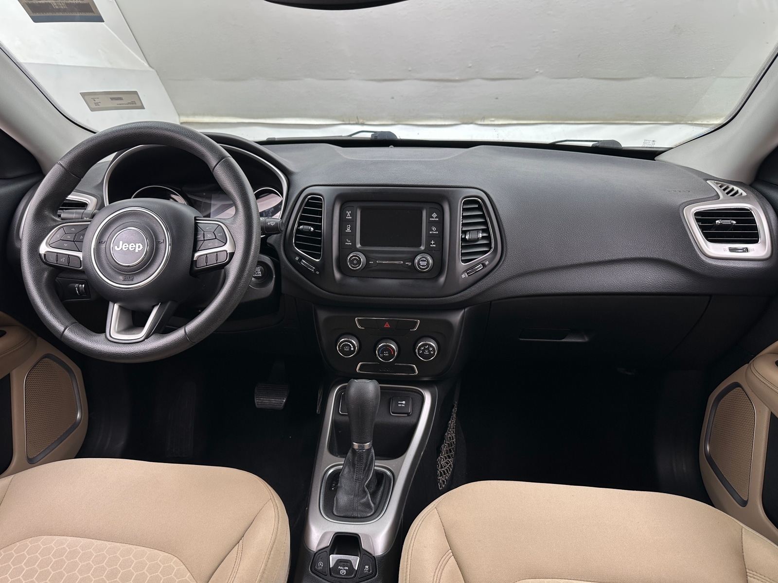 Thumbnail: 2018 Jeep Compass - 3