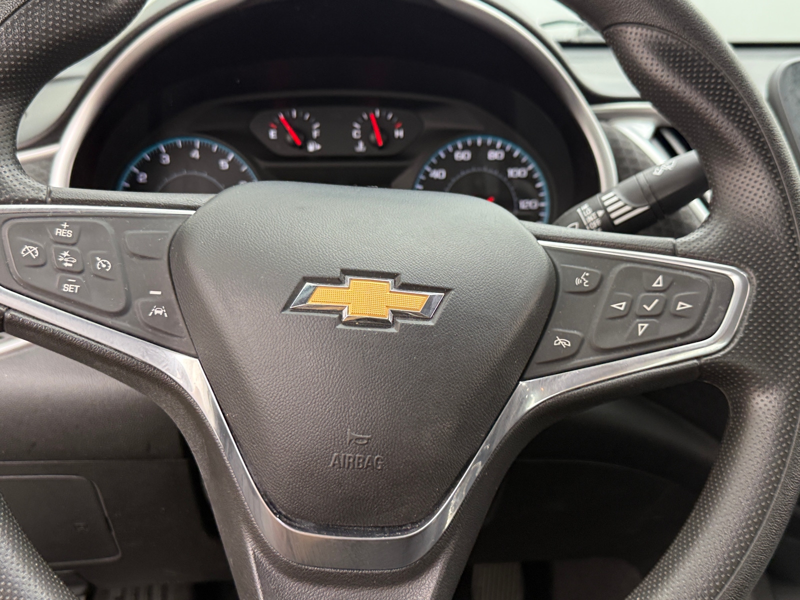 Thumbnail: 2020 Chevrolet Malibu - 5