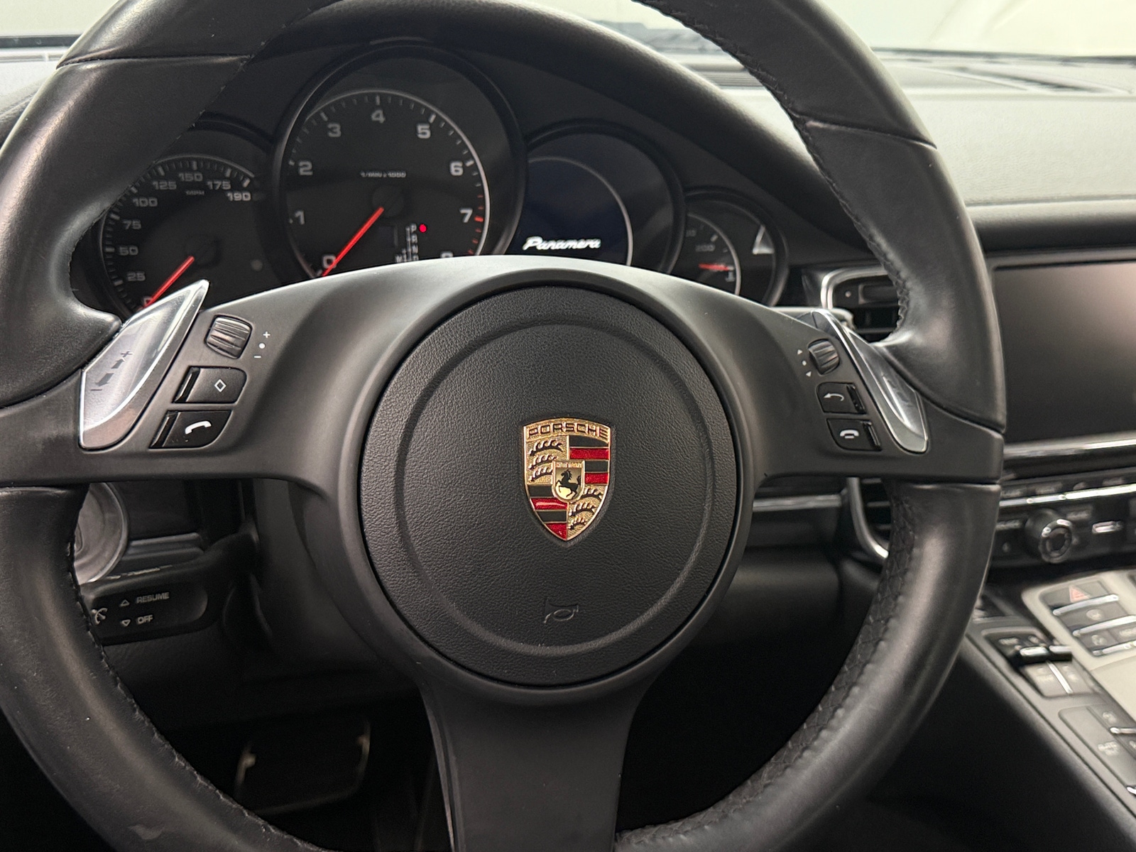Thumbnail: 2012 Porsche Panamera - 4