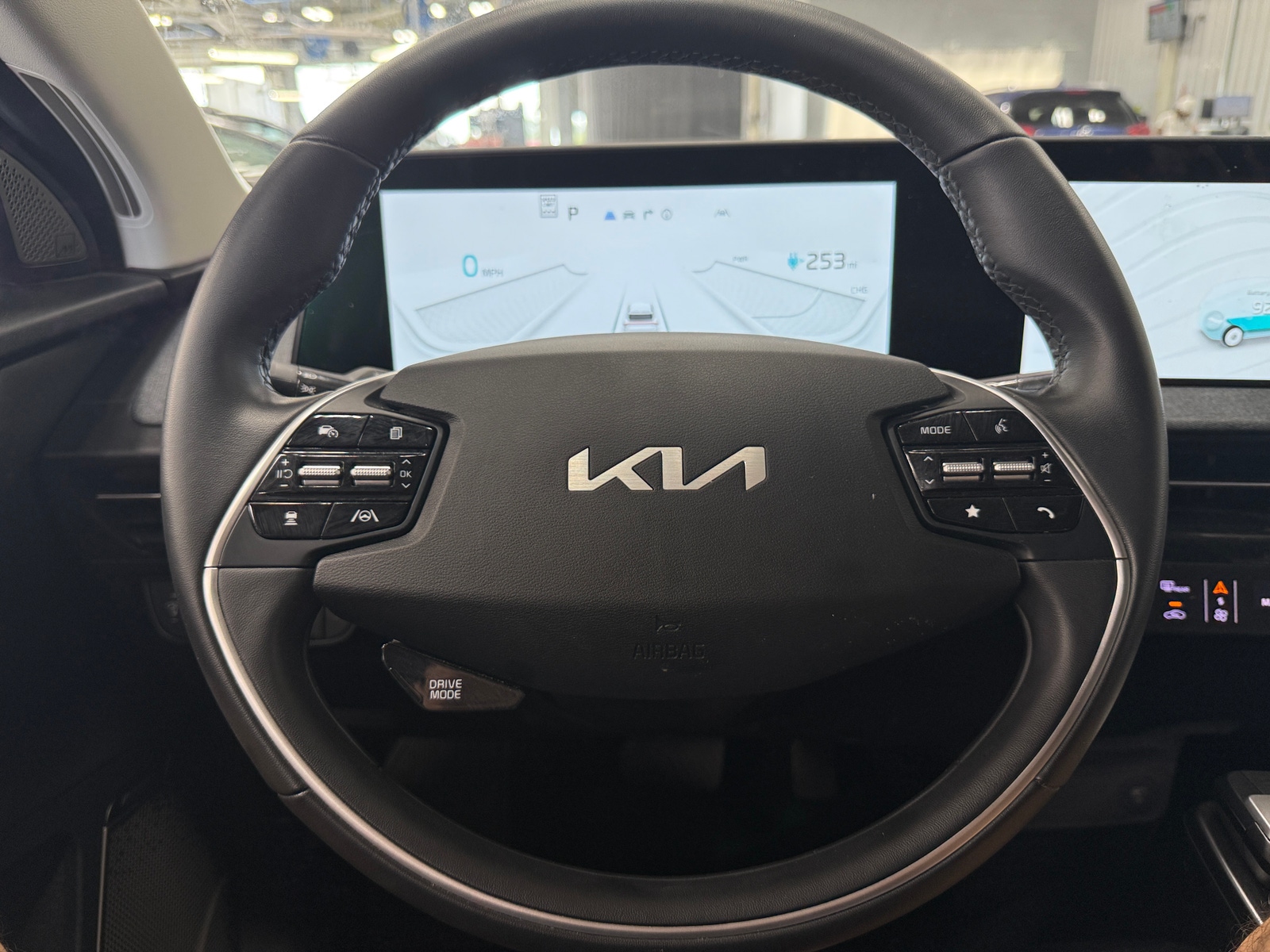 Thumbnail: 2023 Kia EV6 - 4