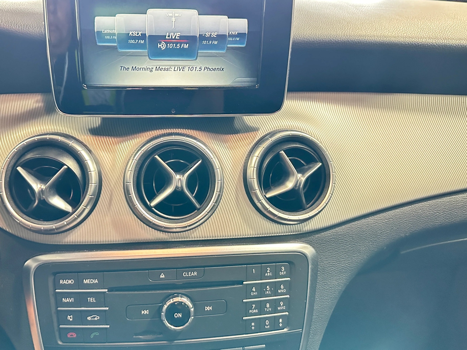 Thumbnail: 2015 Mercedes-Benz CLA - 2