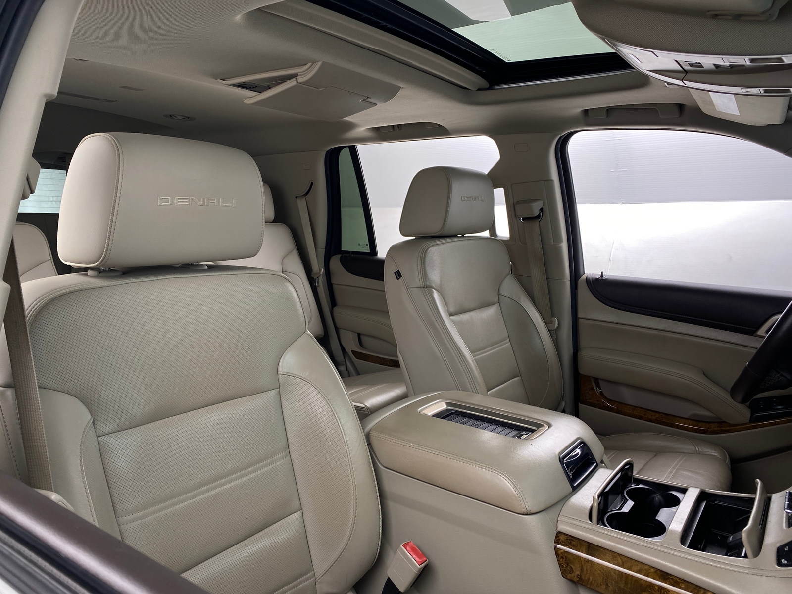Thumbnail: 2016 GMC Yukon - 2