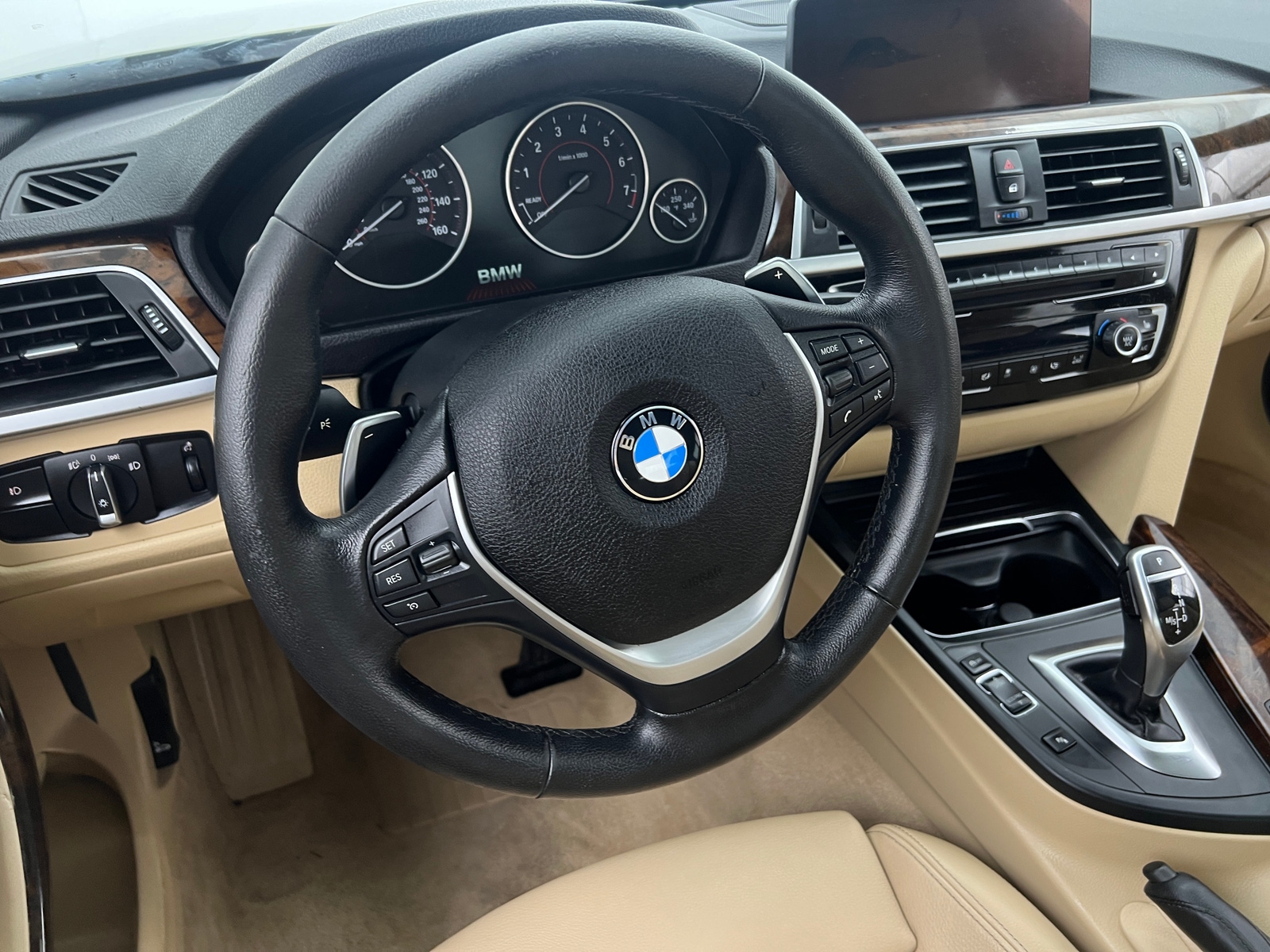 Thumbnail: 2016 BMW 3 Series - 4