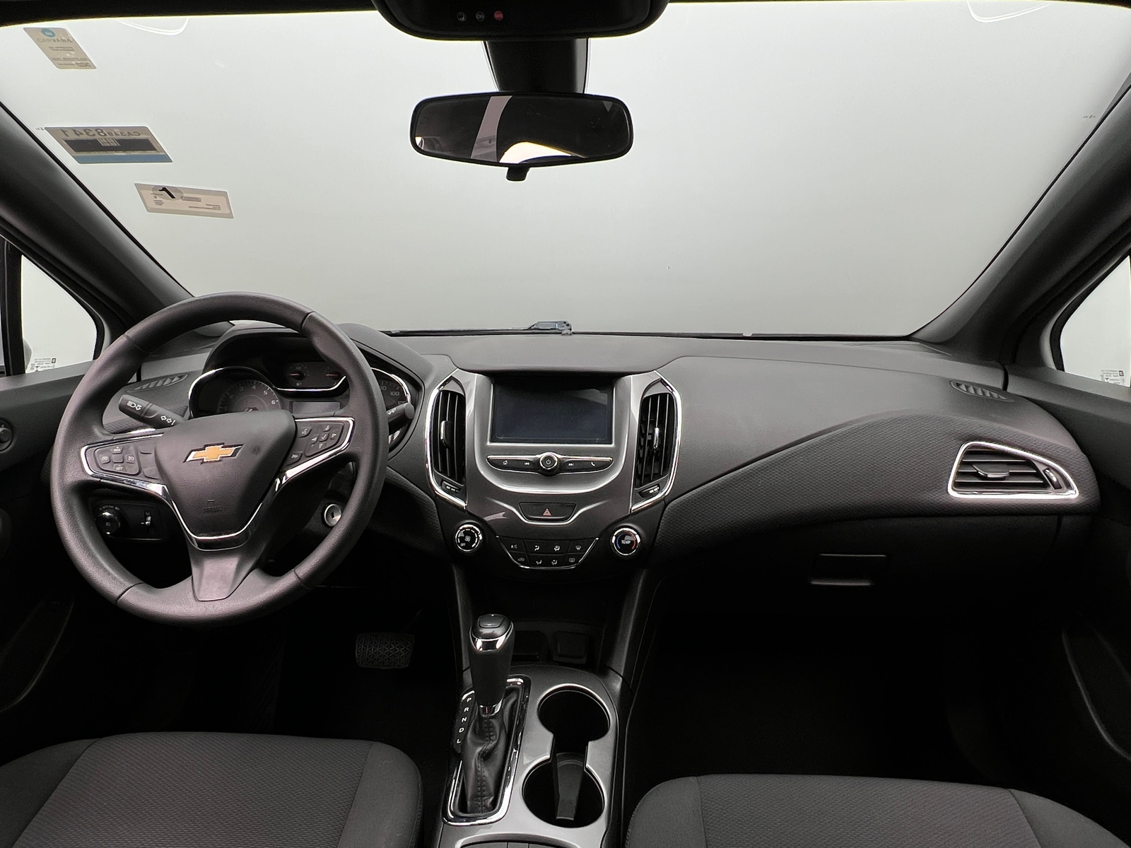 Thumbnail: 2017 Chevrolet Cruze - 3