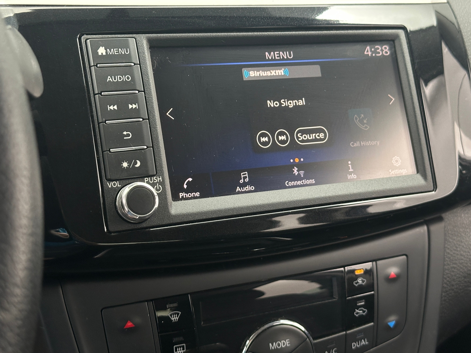 Thumbnail: 2019 Nissan Sentra - 4