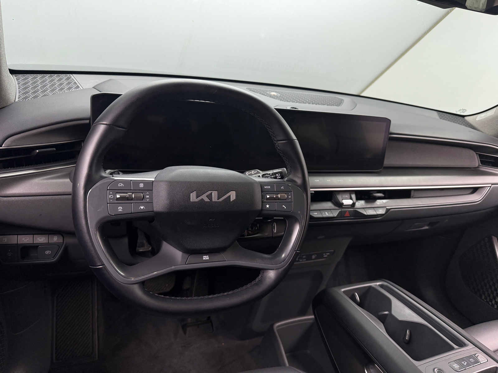 Thumbnail: 2024 Kia EV9 - 5