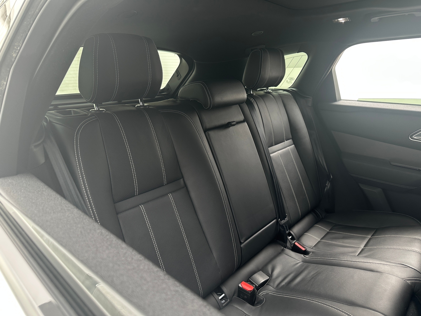 Thumbnail: 2021 Land Rover Range Rover Velar - 5