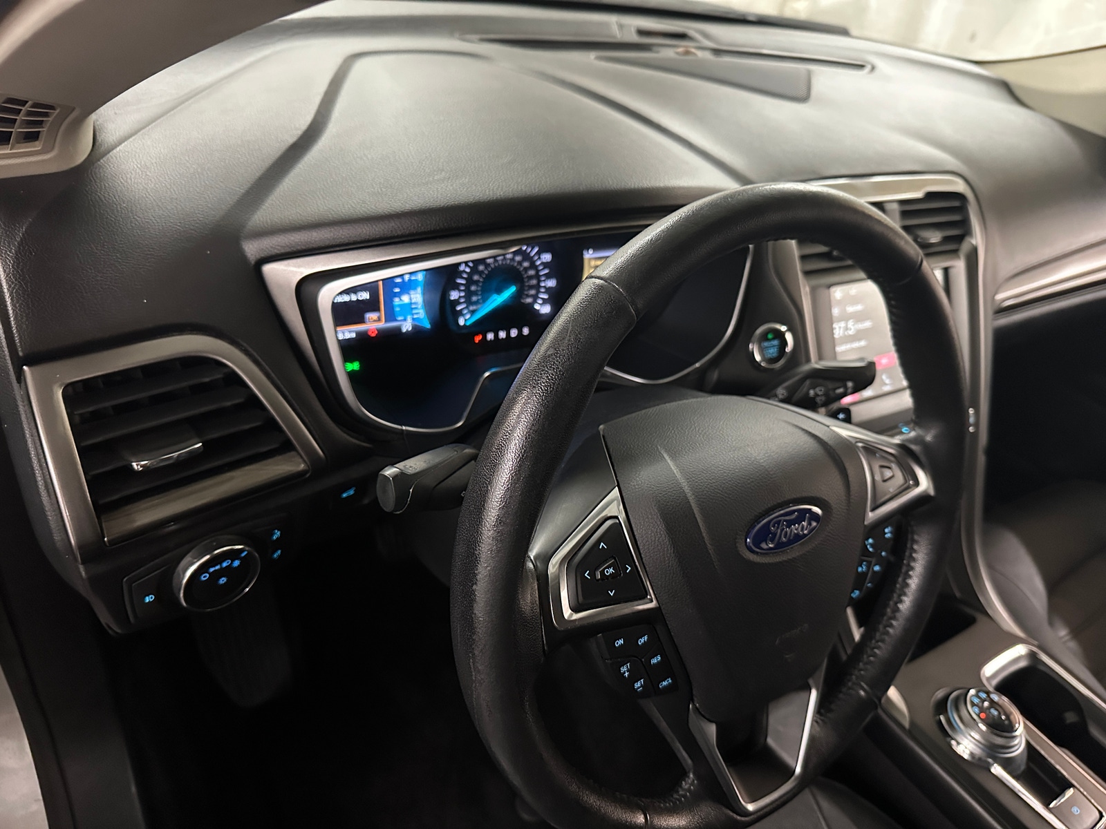 Thumbnail: 2017 Ford Fusion - 3