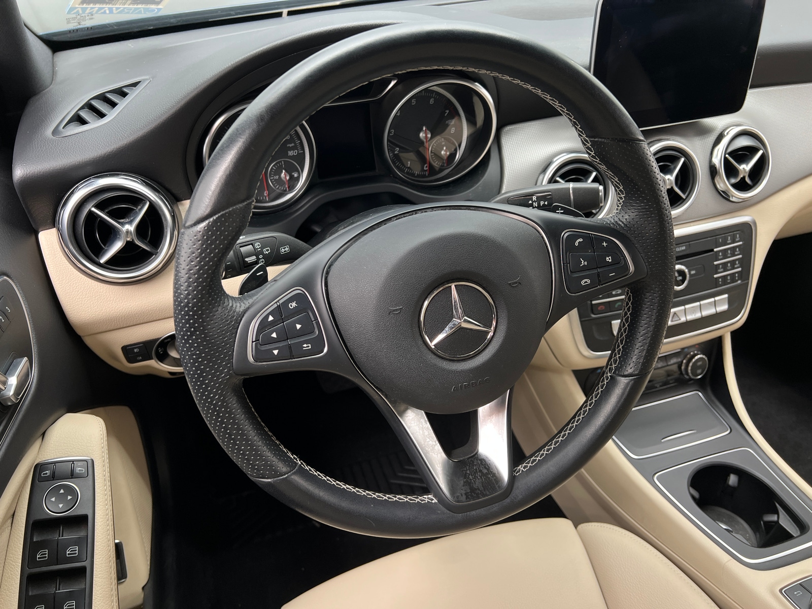 Thumbnail: 2020 Mercedes-Benz GLA - 4