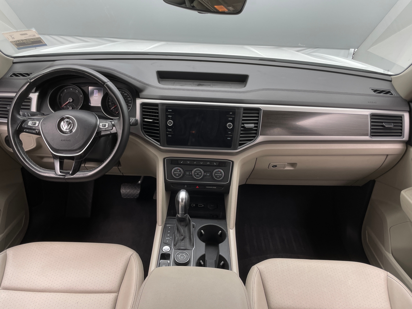 Thumbnail: 2019 Volkswagen Atlas - 2