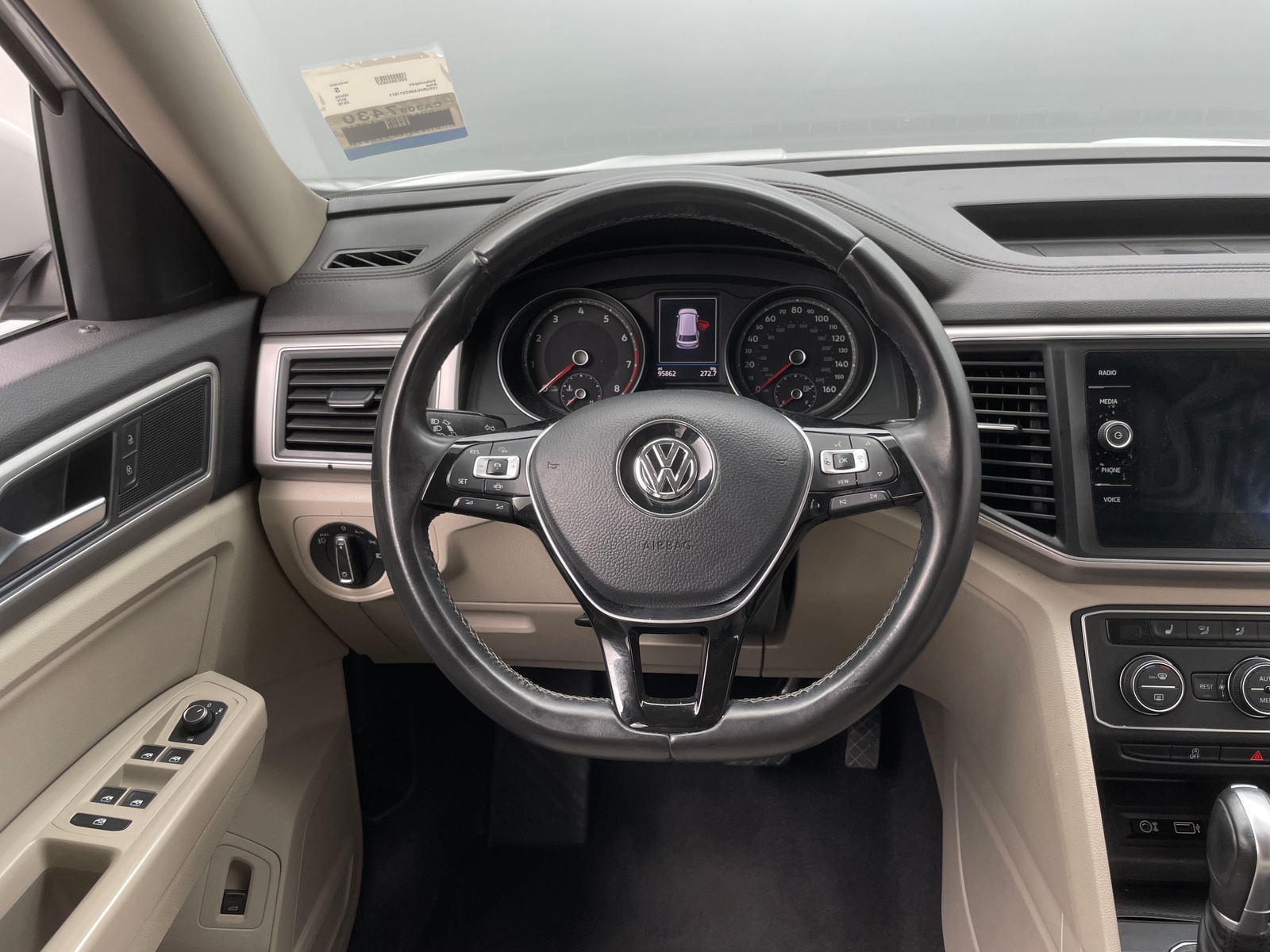 Thumbnail: 2019 Volkswagen Atlas - 4
