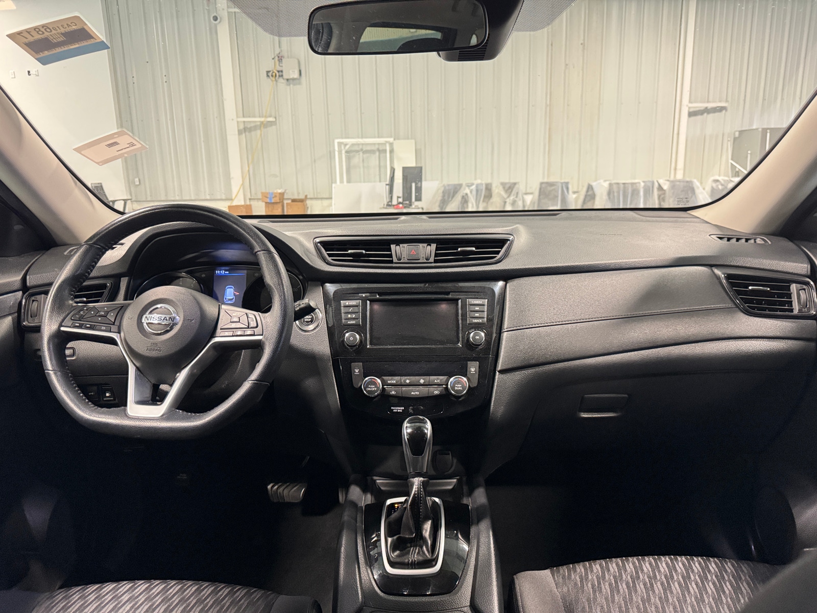 Thumbnail: 2019 Nissan Rogue - 3