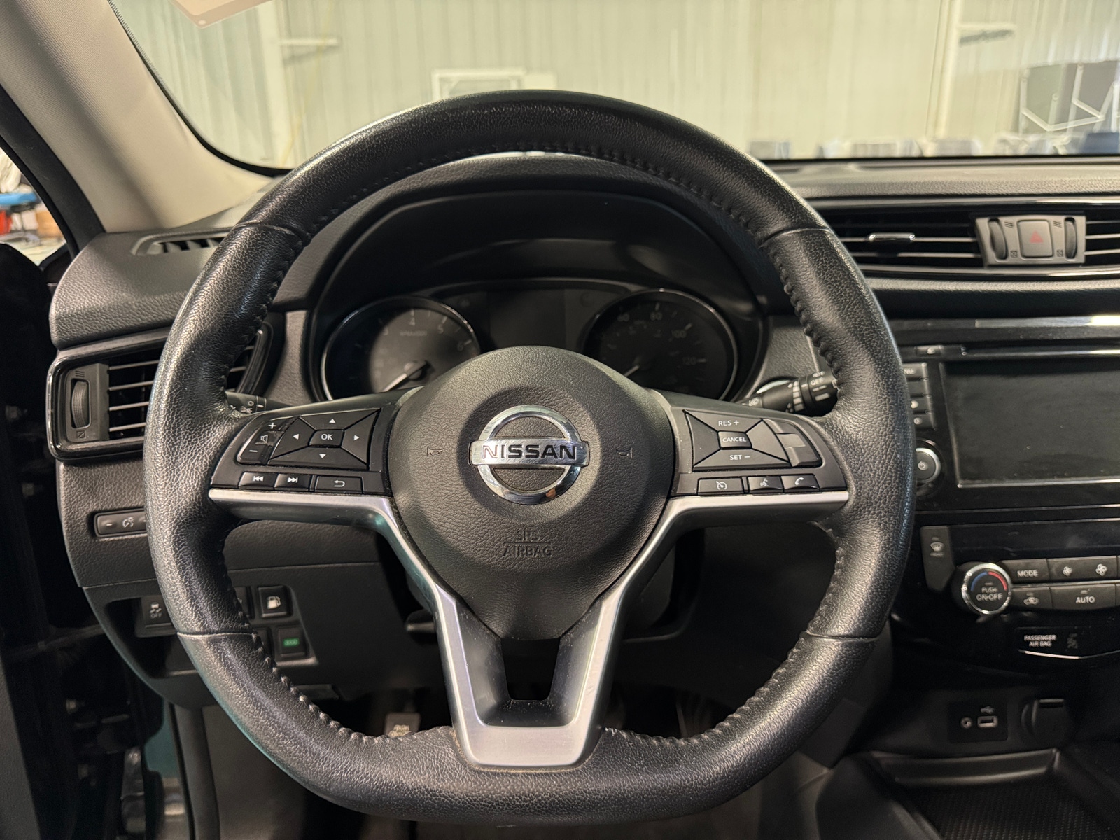 Thumbnail: 2019 Nissan Rogue - 5