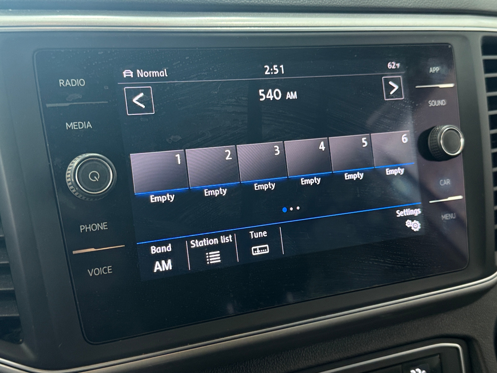 Thumbnail: 2019 Volkswagen Atlas - 3