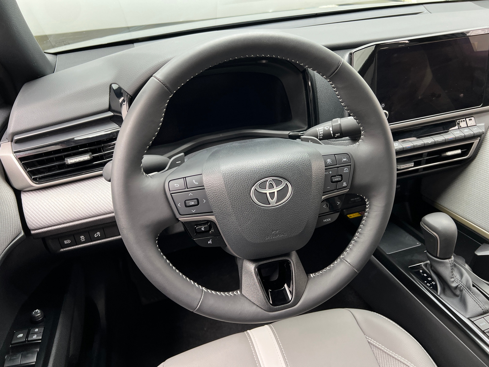 Thumbnail: 2025 Toyota Camry - 5