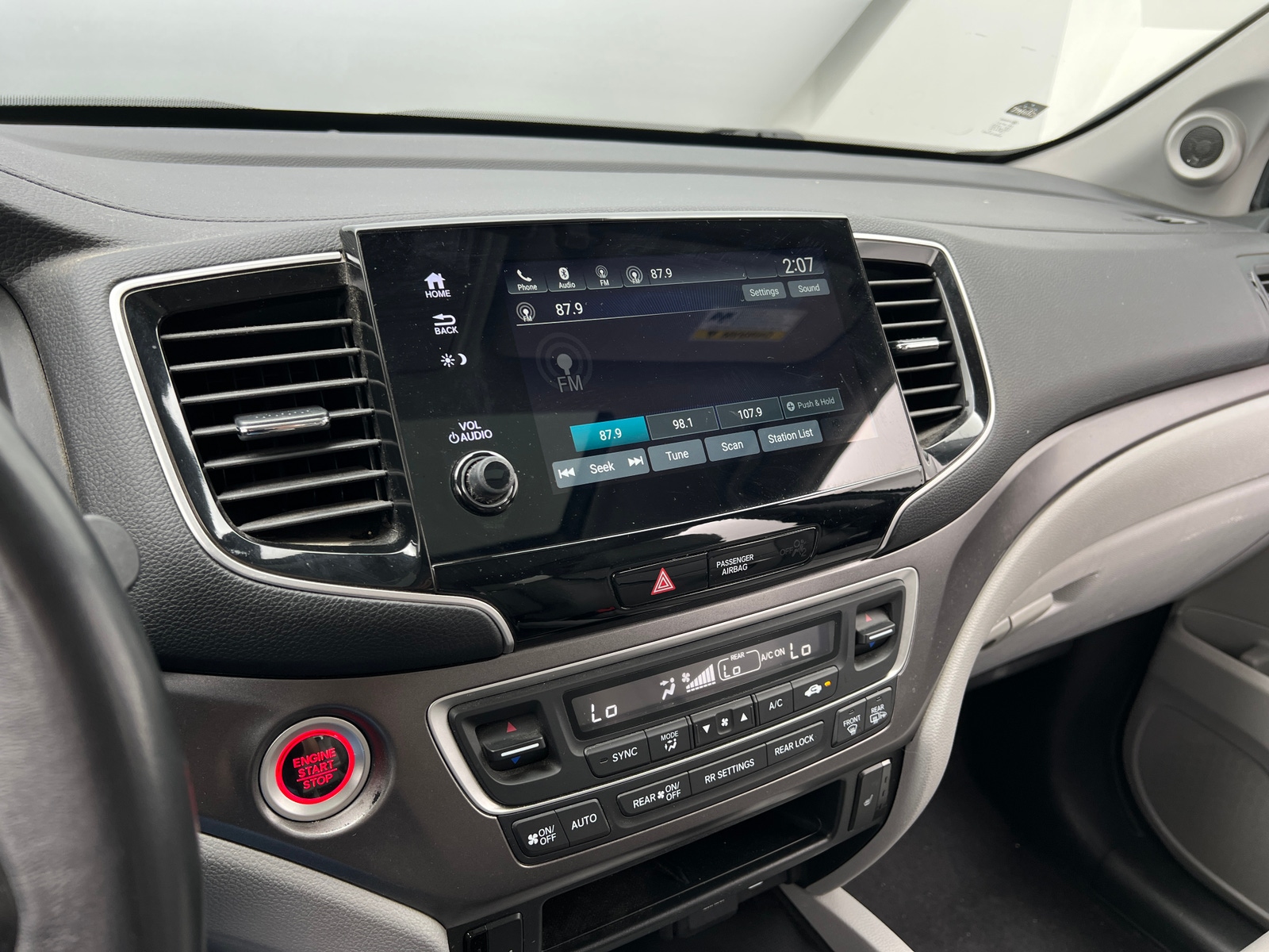 Thumbnail: 2020 Honda Pilot - 3