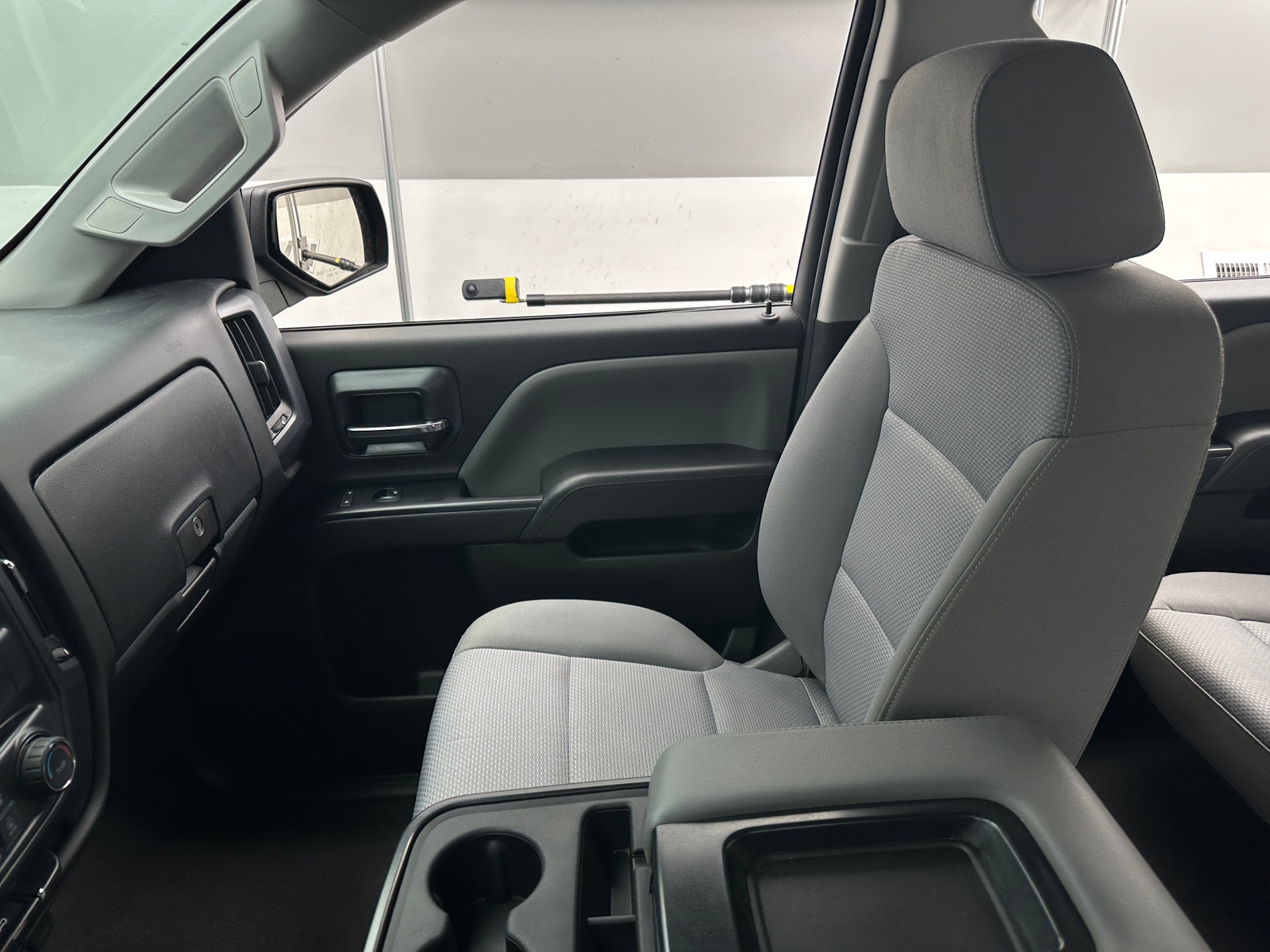 Thumbnail: 2018 Chevrolet Silverado 1500 - 2