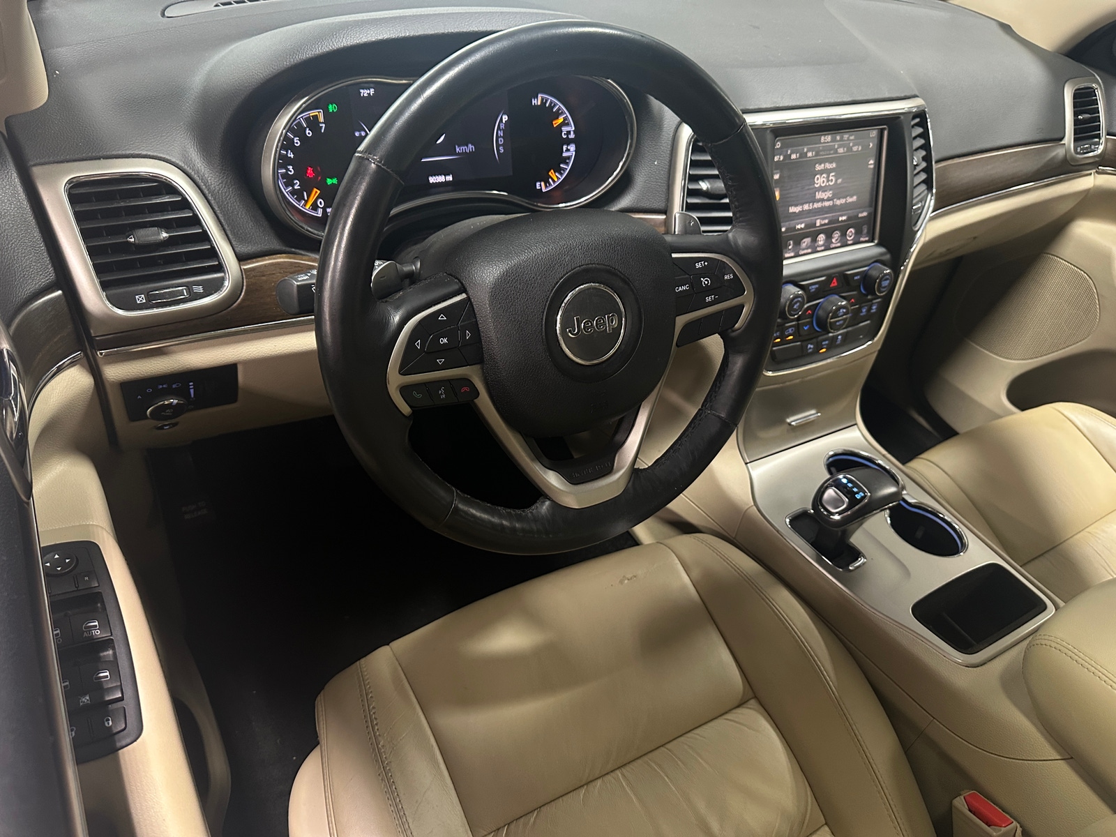 Thumbnail: 2015 Jeep Grand Cherokee - 2