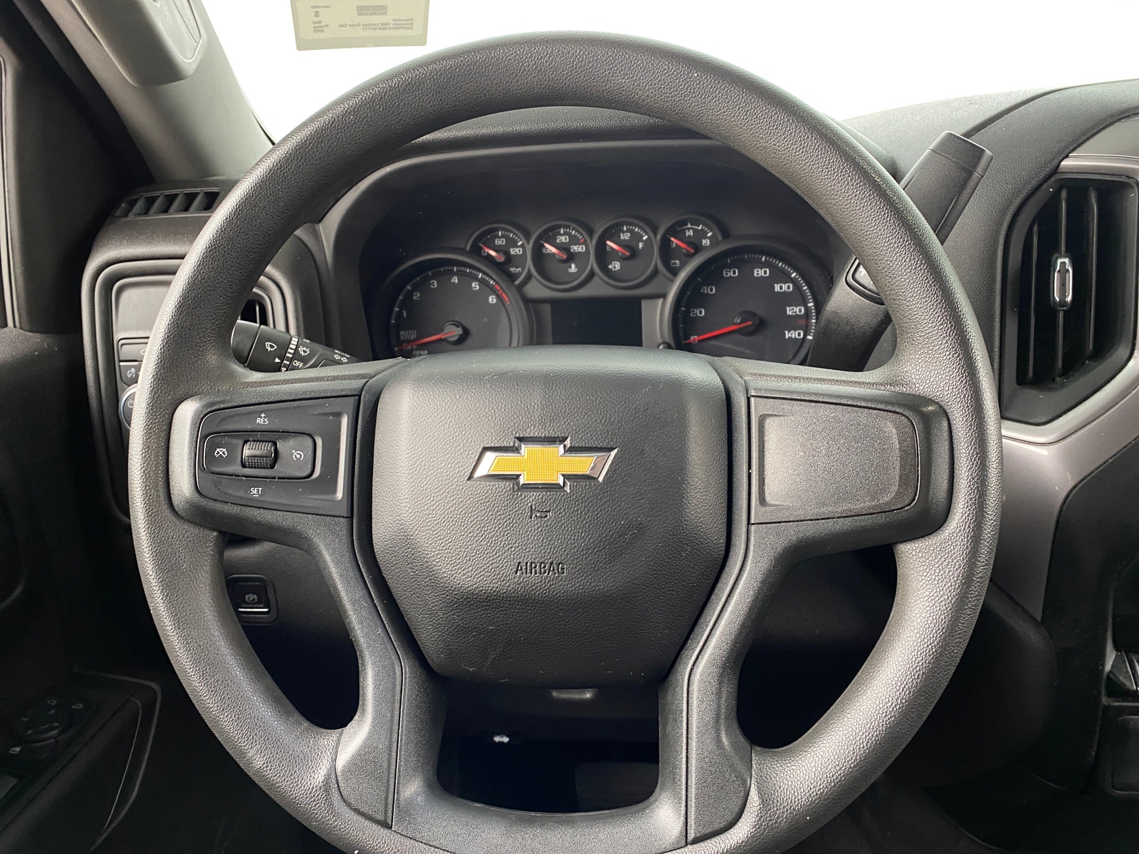 Thumbnail: 2022 Chevrolet Silverado 1500 - 5