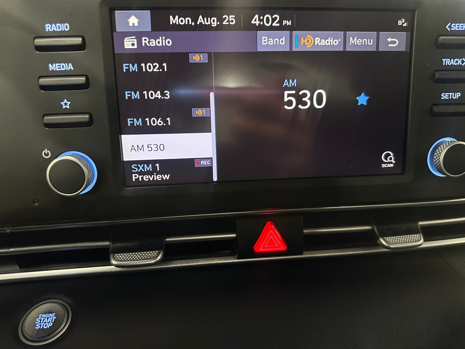 Thumbnail: 2023 Hyundai Elantra - 4