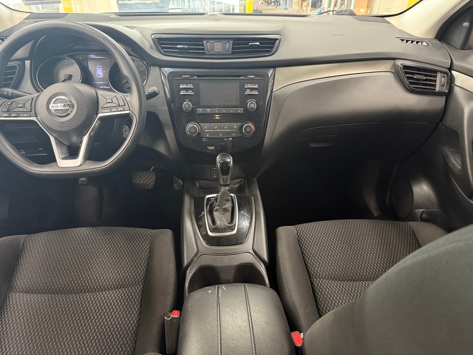 Thumbnail: 2018 Nissan Rogue Sport - 3
