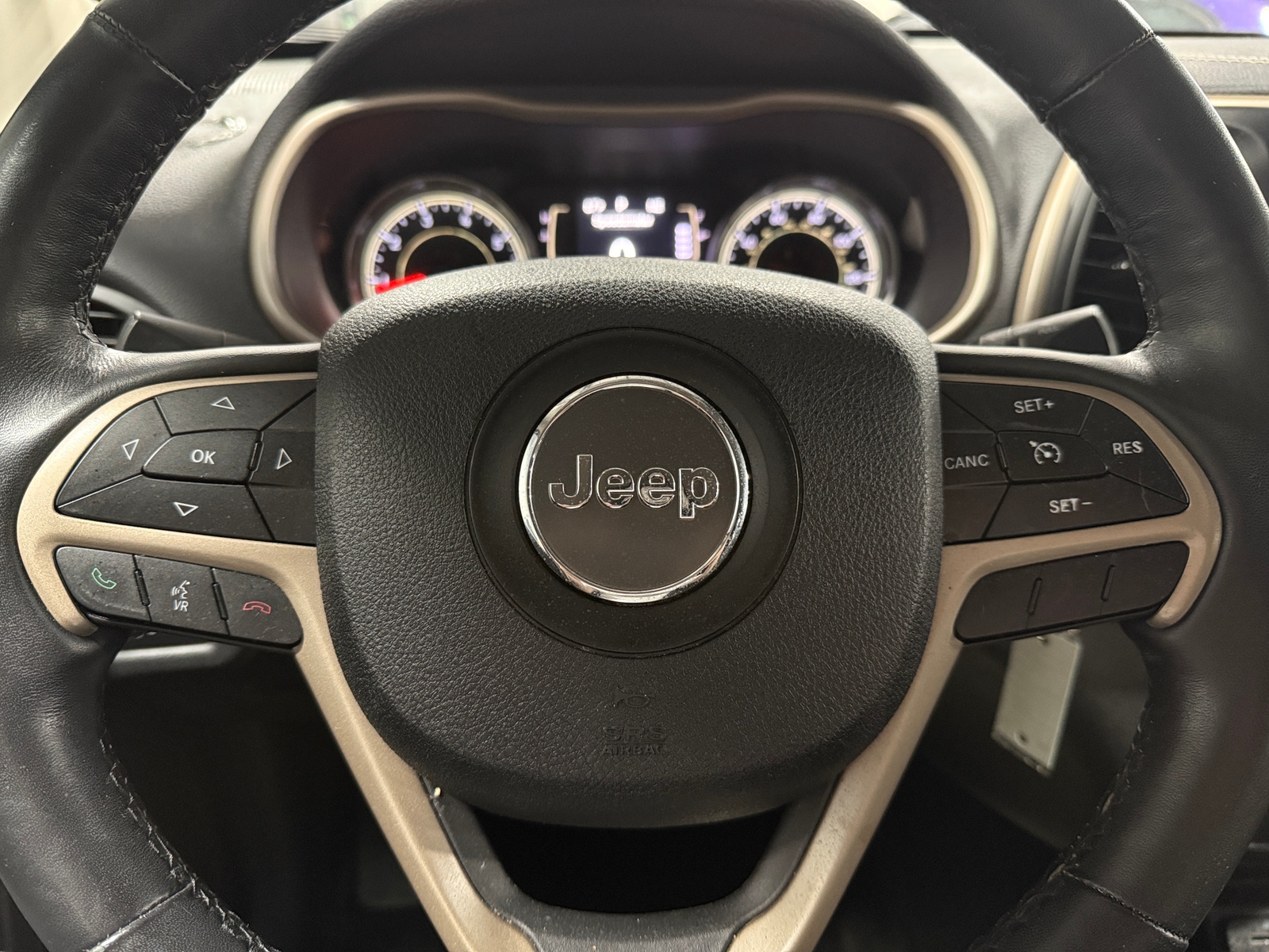 Thumbnail: 2015 Jeep Cherokee - 5