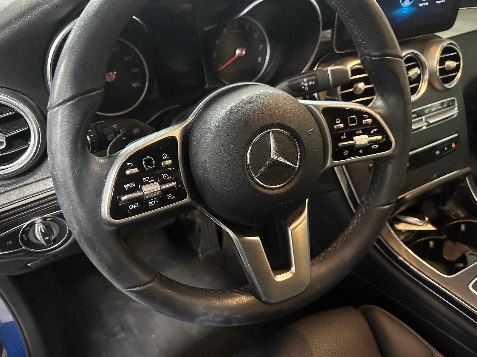 Thumbnail: 2022 Mercedes-Benz GLC - 4