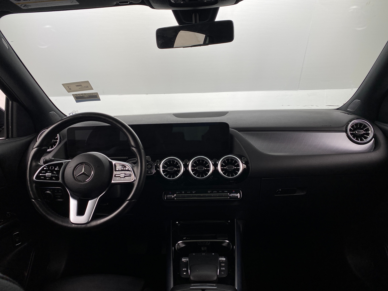 Thumbnail: 2022 Mercedes-Benz GLA - 2