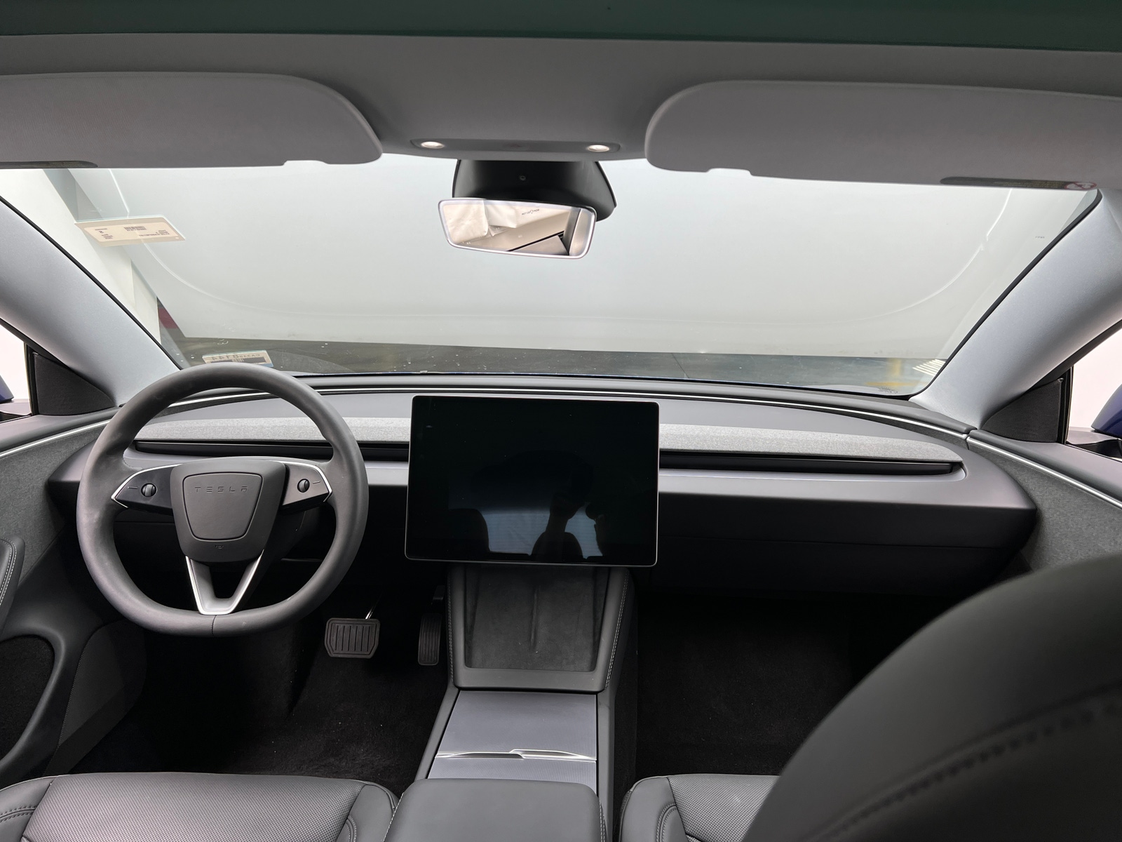 Thumbnail: 2025 Tesla Model 3 - 2
