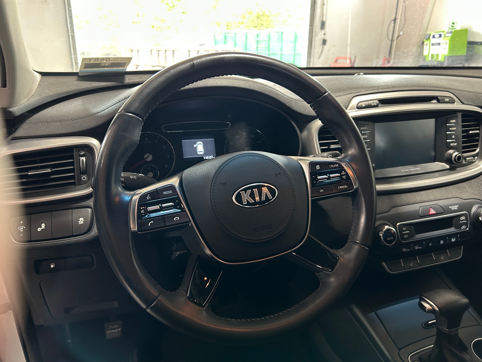 Thumbnail: 2019 Kia Sorento - 5