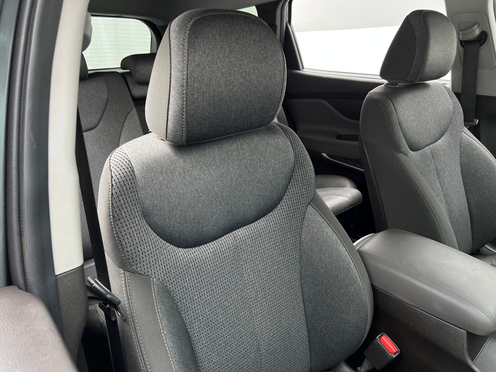 Thumbnail: 2019 Hyundai Santa Fe - 2
