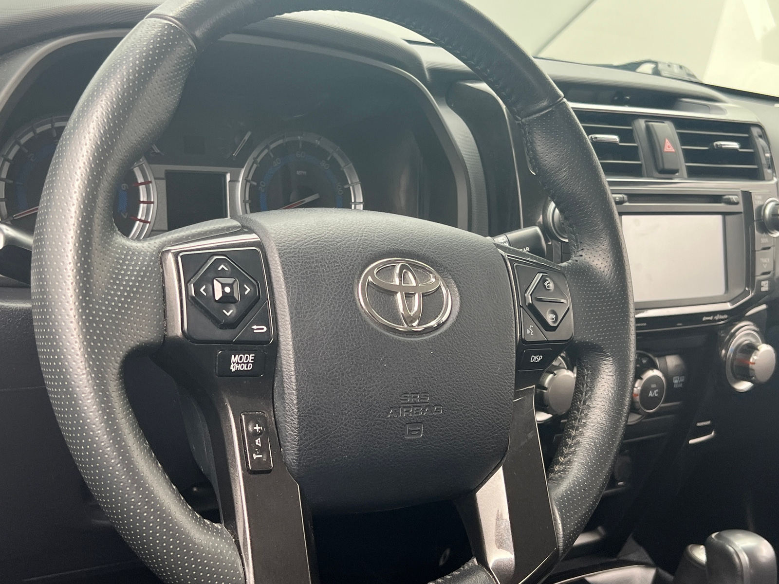 Thumbnail: 2016 Toyota 4Runner - 5