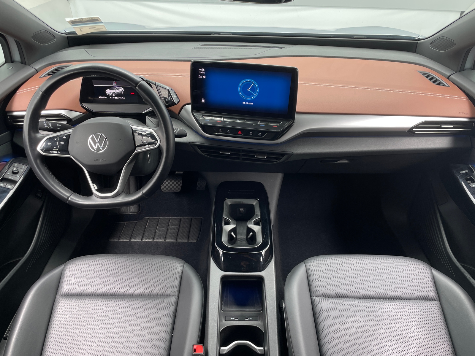 Thumbnail: 2021 Volkswagen ID.4 - 2