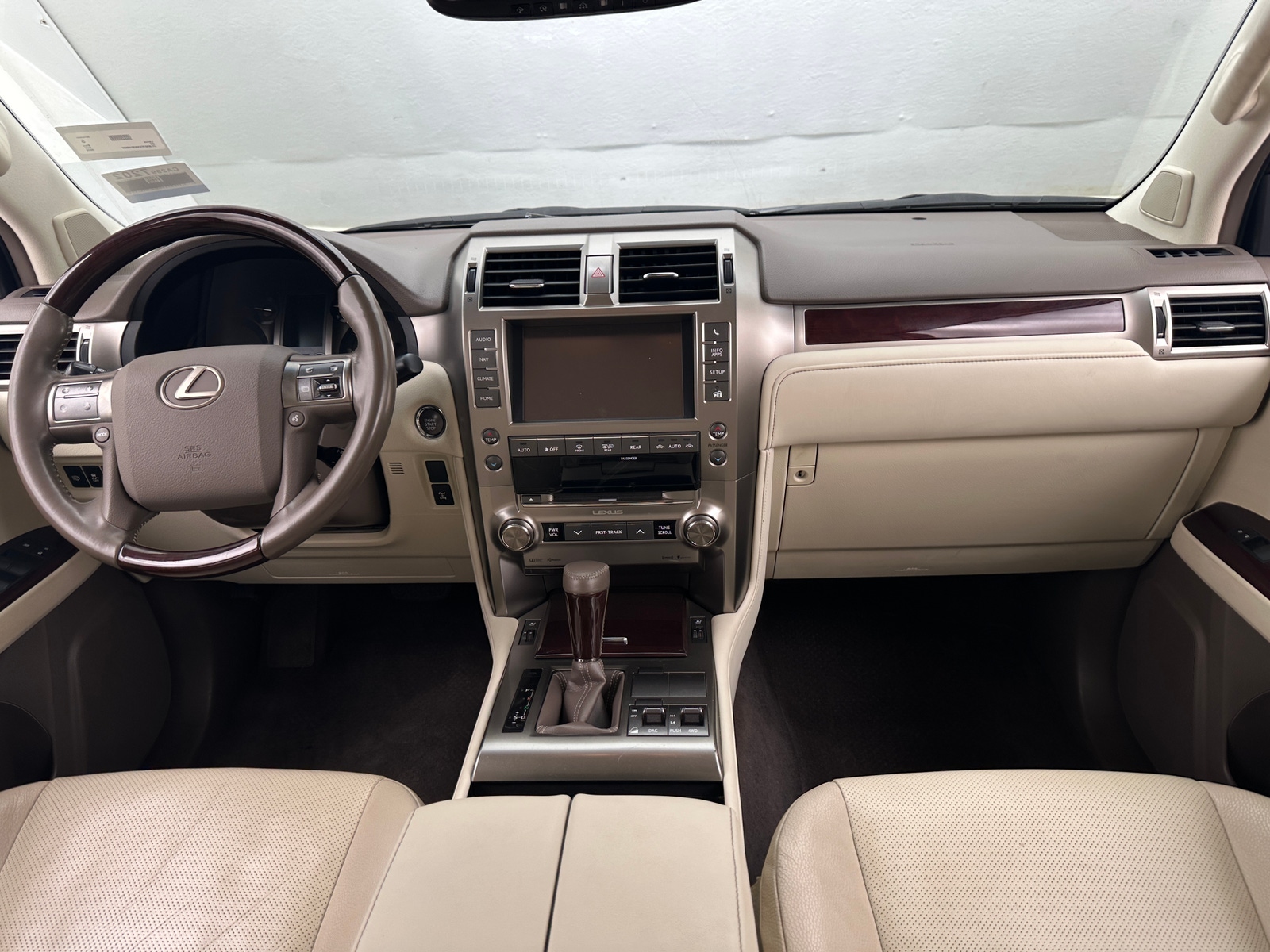 Thumbnail: 2019 Lexus GX - 2