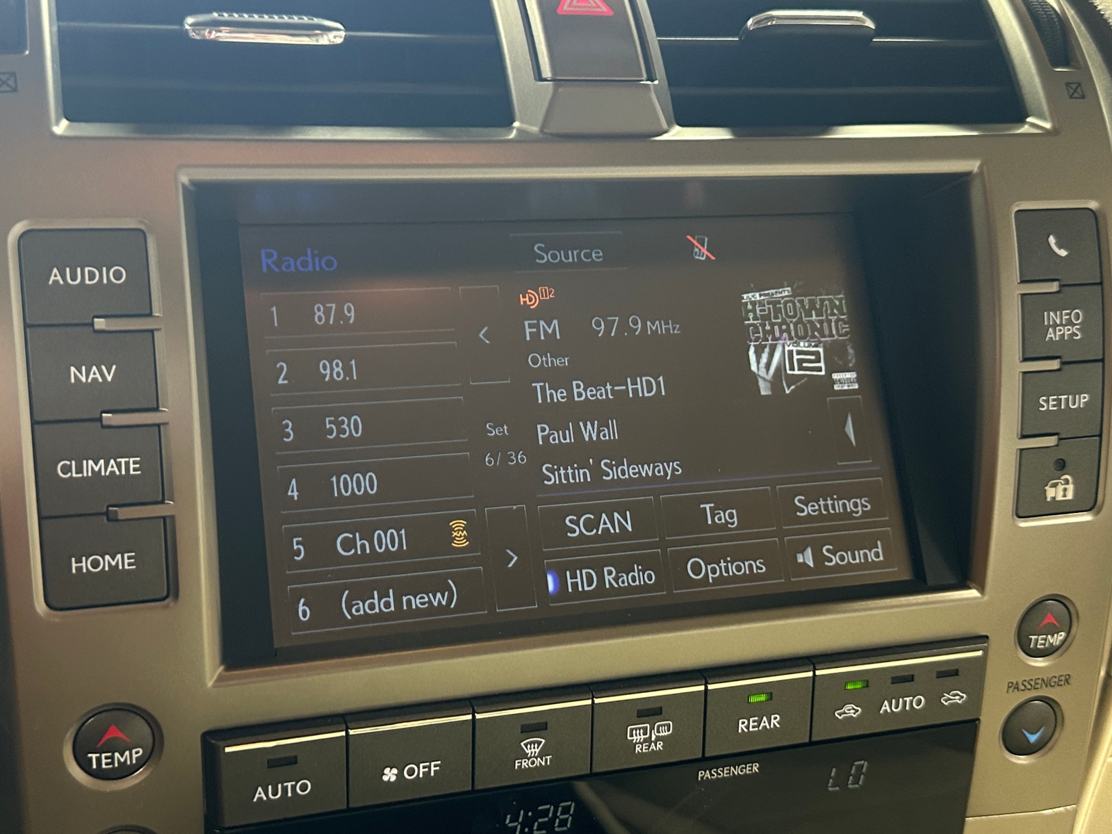 Thumbnail: 2019 Lexus GX - 3