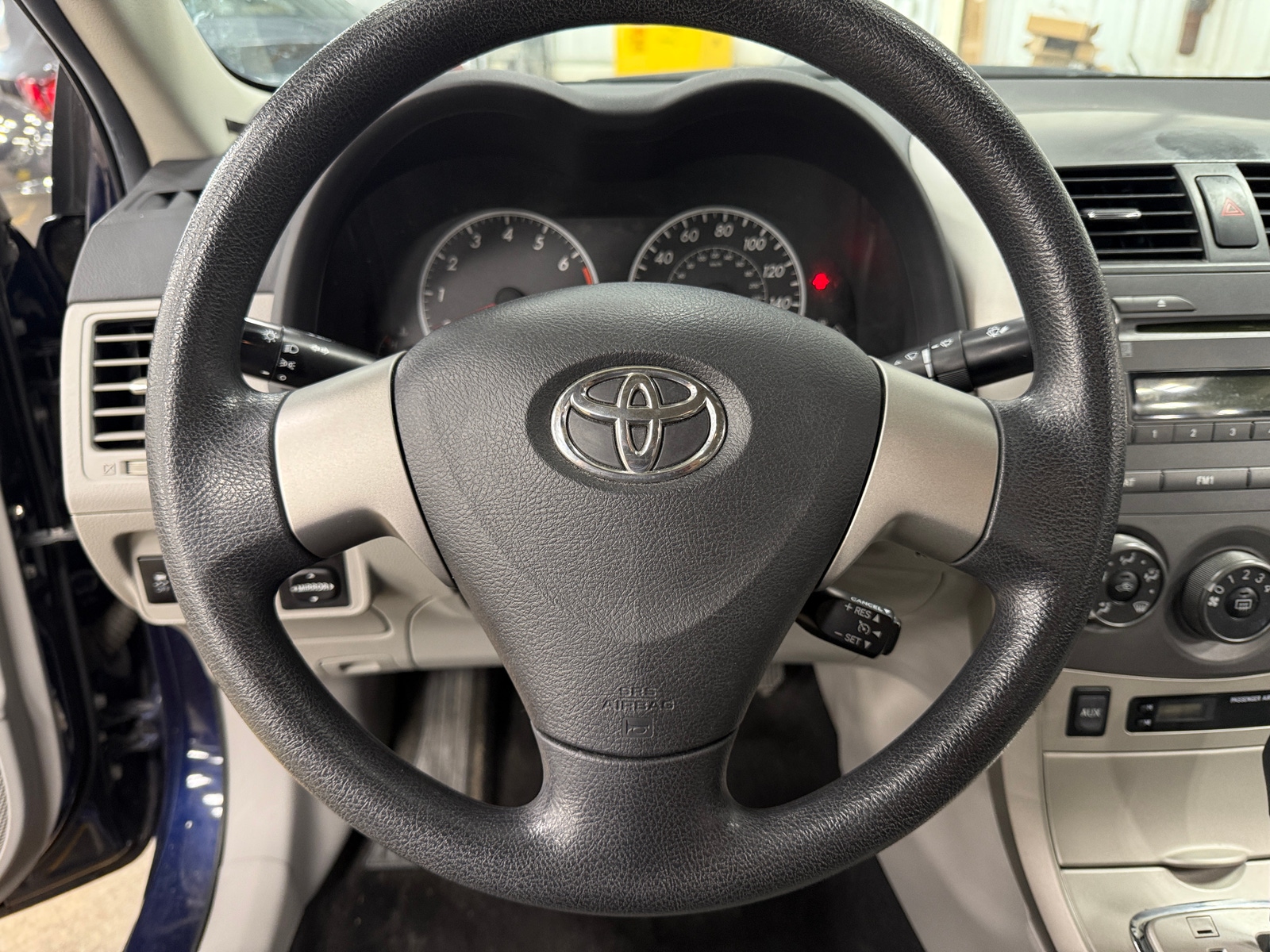 Thumbnail: 2011 Toyota Corolla - 5