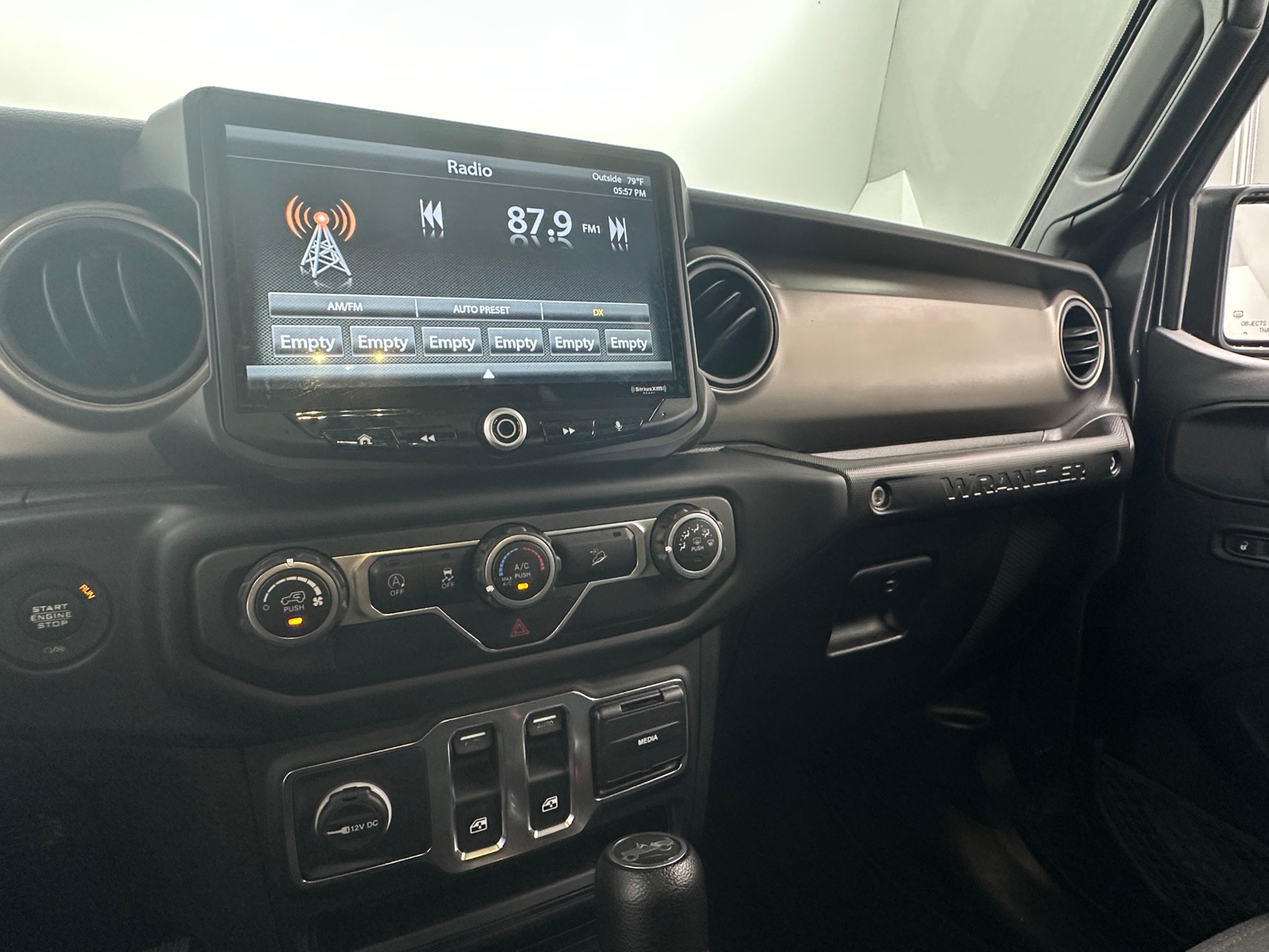 Thumbnail: 2019 Jeep Wrangler - 4