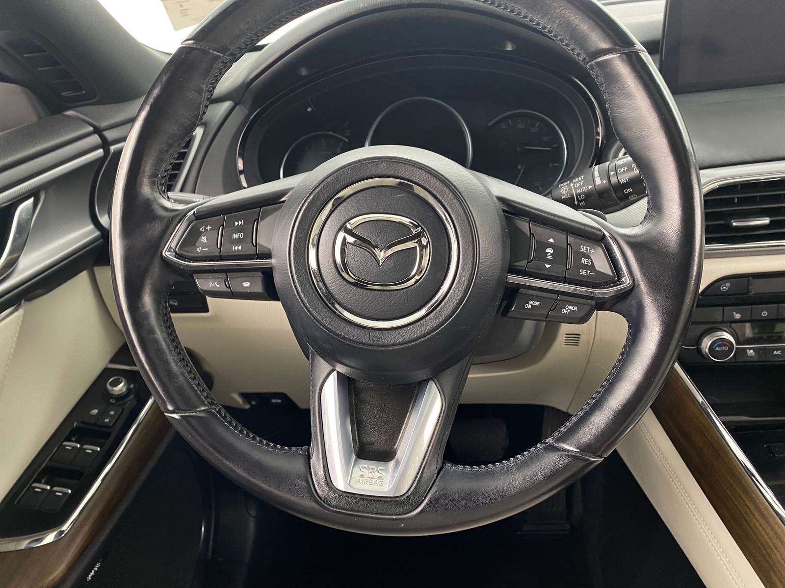 Thumbnail: 2023 Mazda CX-9 - 4