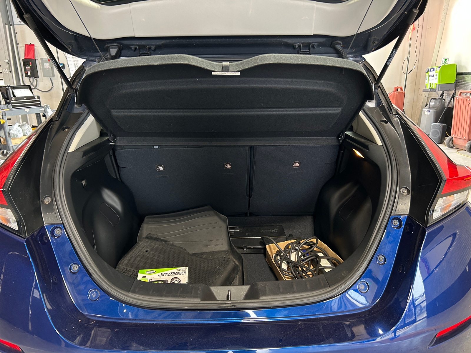 Thumbnail: 2020 Nissan Leaf - 6