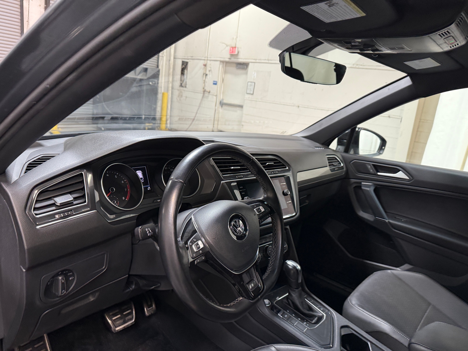 Thumbnail: 2020 Volkswagen Tiguan - 2