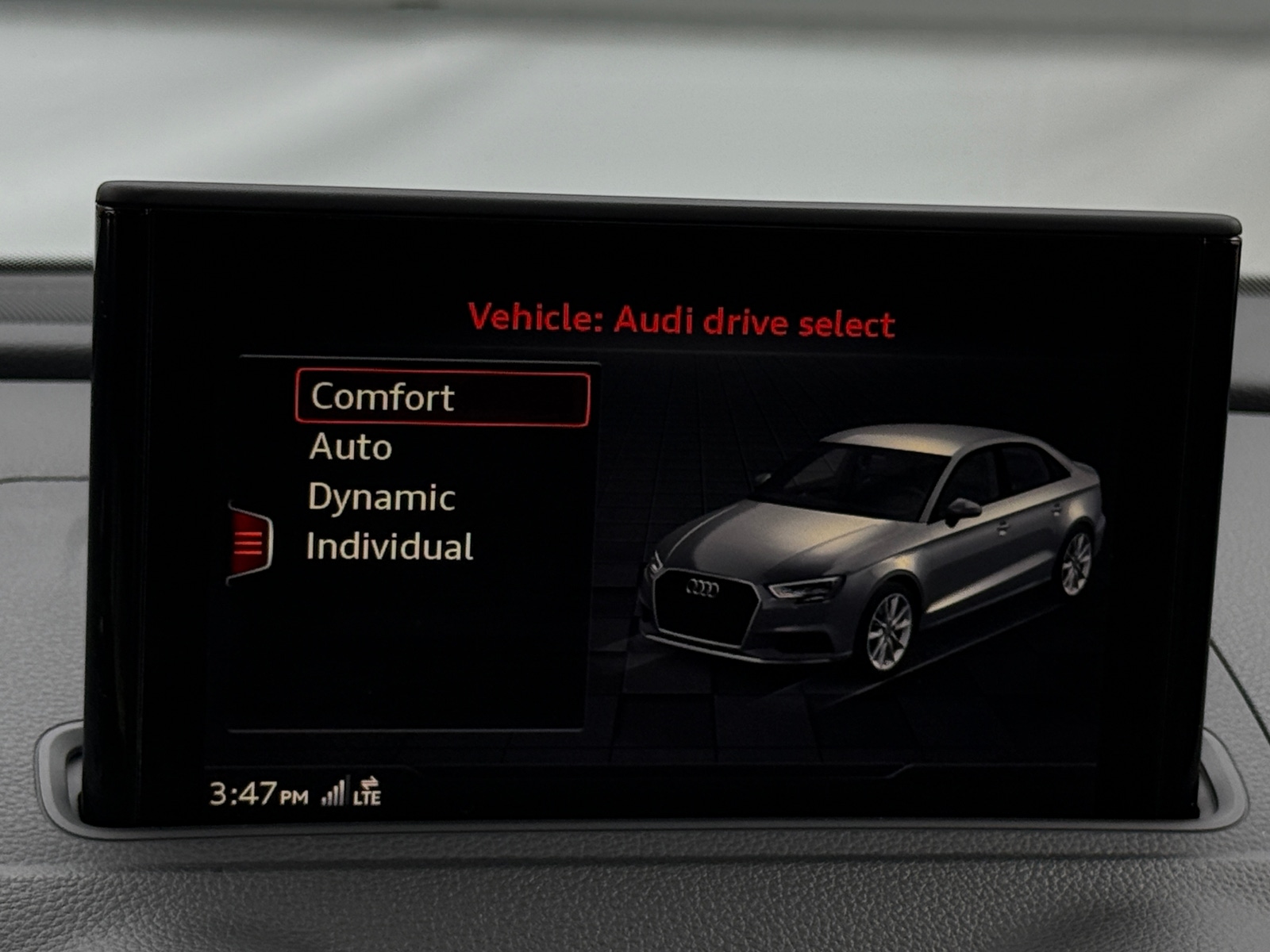 Thumbnail: 2020 Audi RS 3 - 3